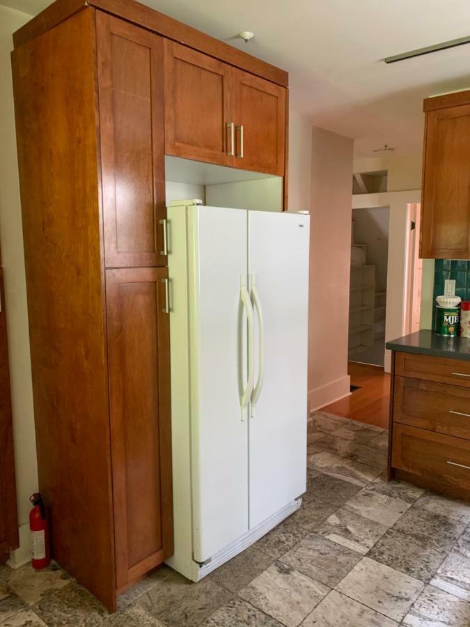 לאנגלי West Point Grey Guest House מראה חיצוני תמונה