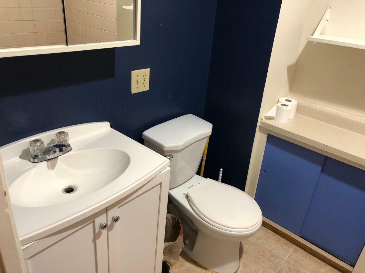 לאנגלי West Point Grey Guest House מראה חיצוני תמונה