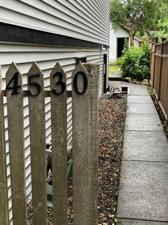 לאנגלי West Point Grey Guest House מראה חיצוני תמונה