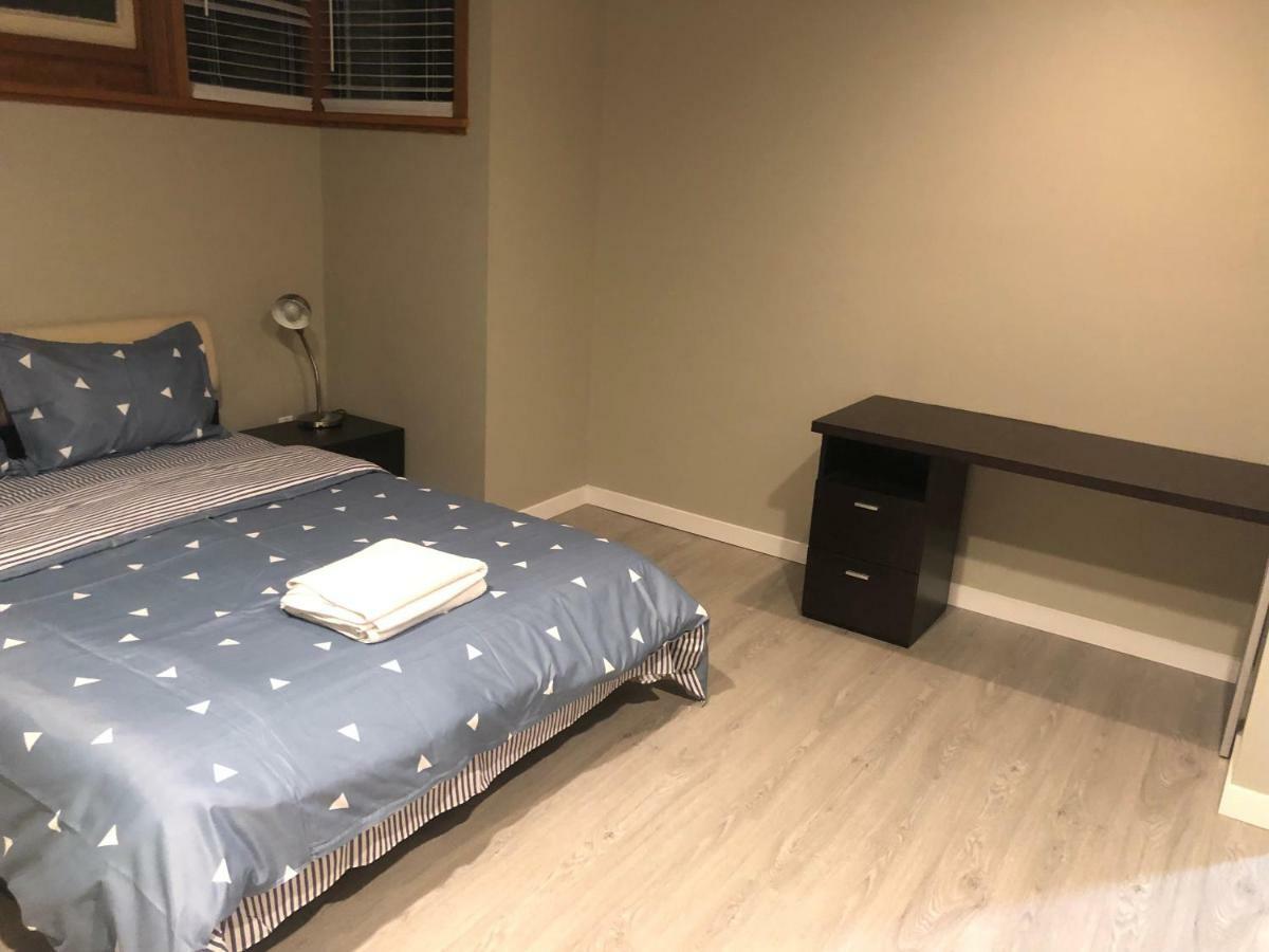 לאנגלי West Point Grey Guest House מראה חיצוני תמונה